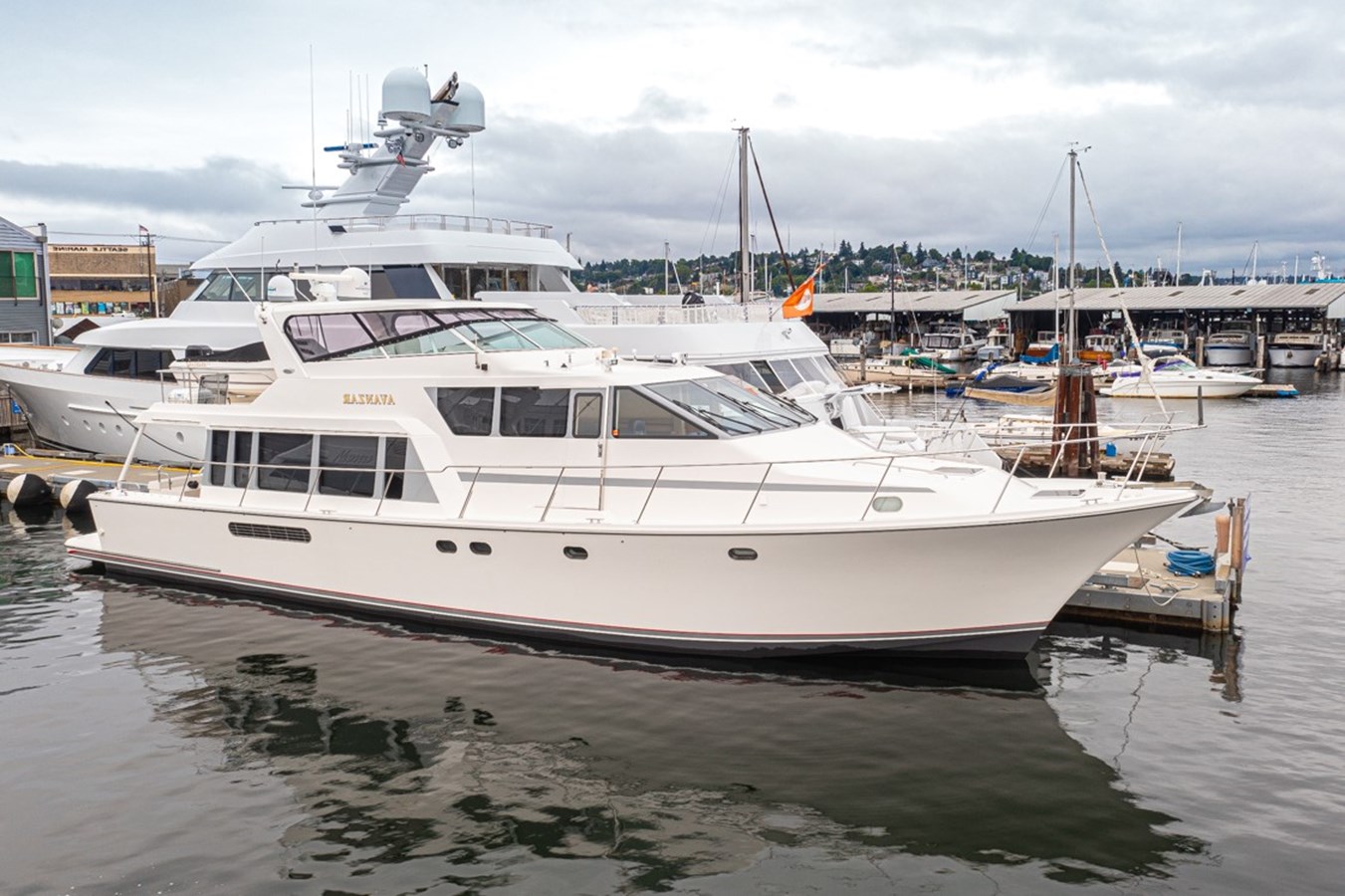 Avanzar - 2001 PACIFIC MARINER 65' 65 Pilothouse M