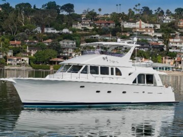 Hotel California - 2002 CHEOY LEE 64' 11