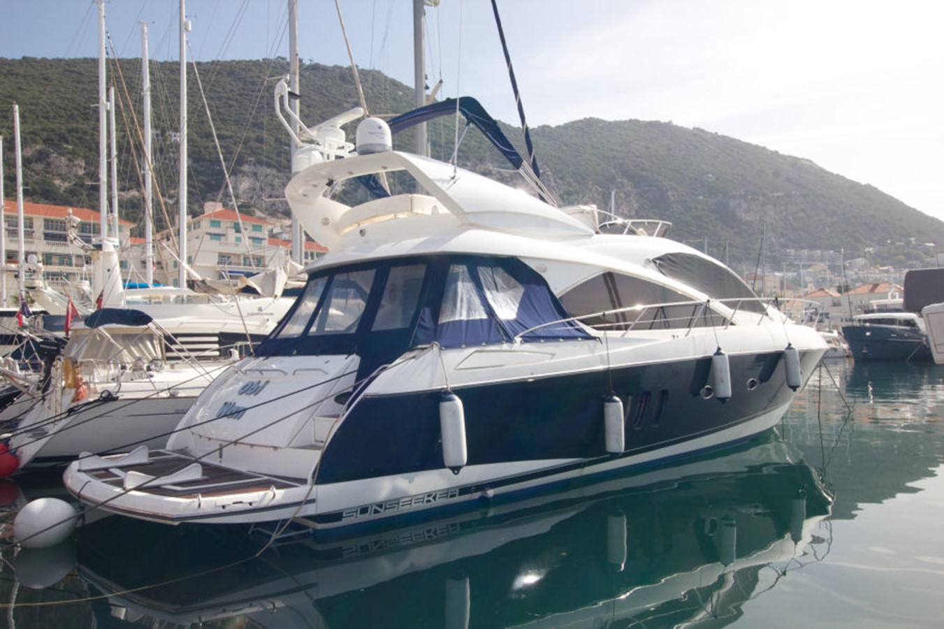 Lina - 2006 SUNSEEKER 64' 4