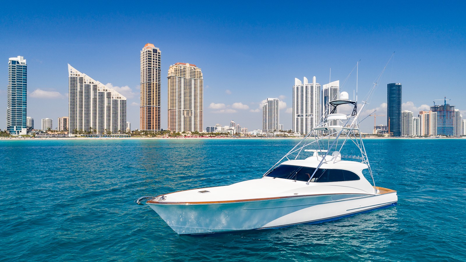Full Throttle - 2014 F&S BOATWORKS 64' 4