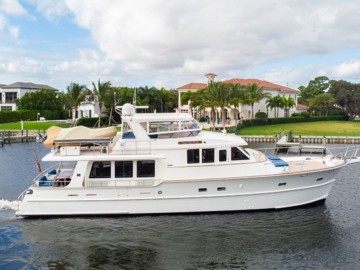 TOUT VA BIEW - 2004 GRAND BANKS 64' 4