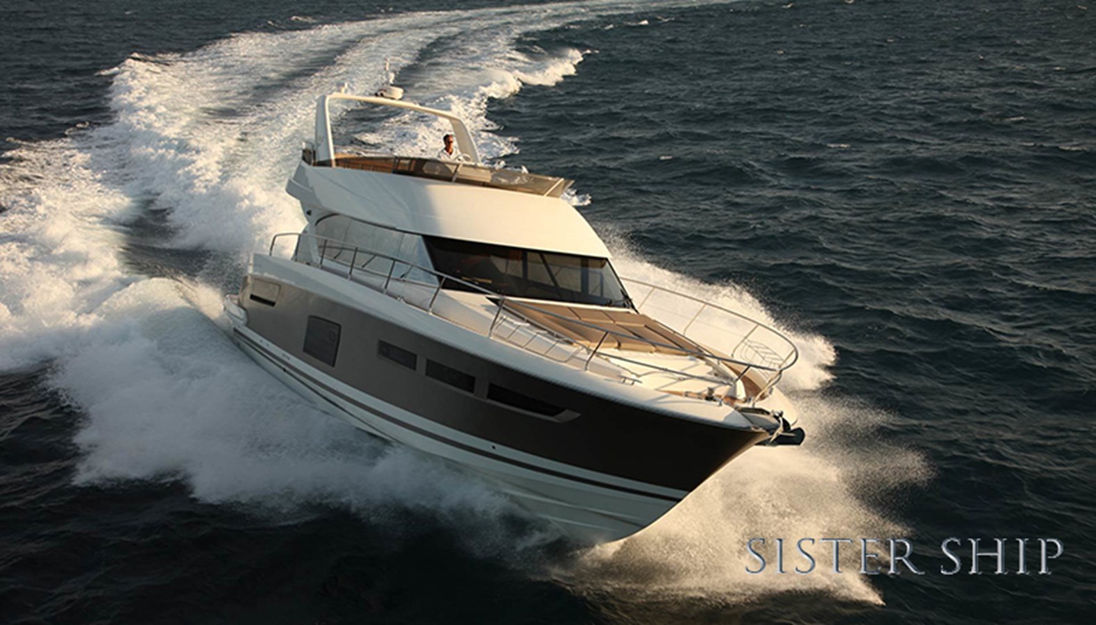 60 - 2011 PRESTIGE 64' 4