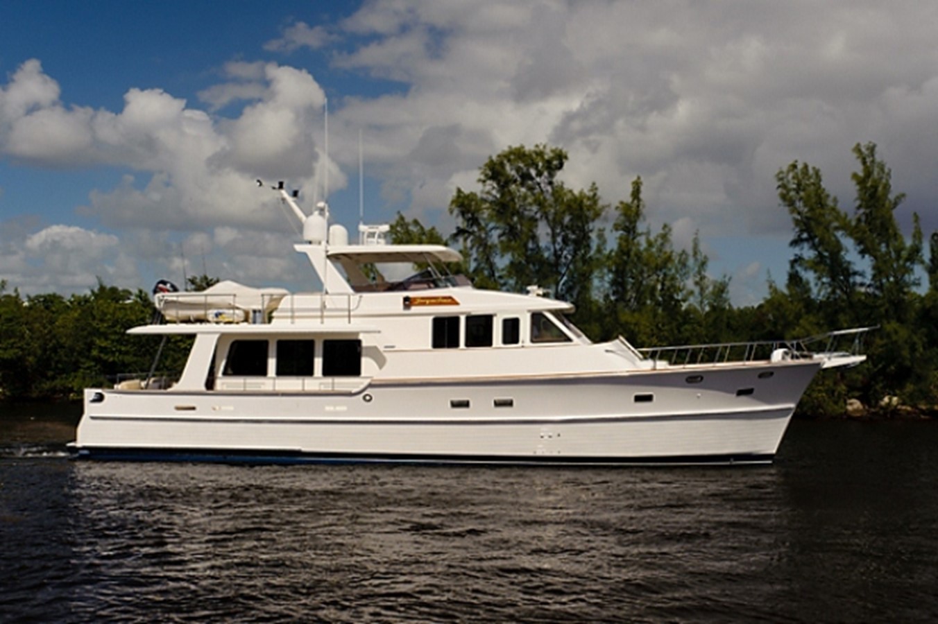 JACQUELINA - 2003 GRAND BANKS 64' 64 Aleutian RP