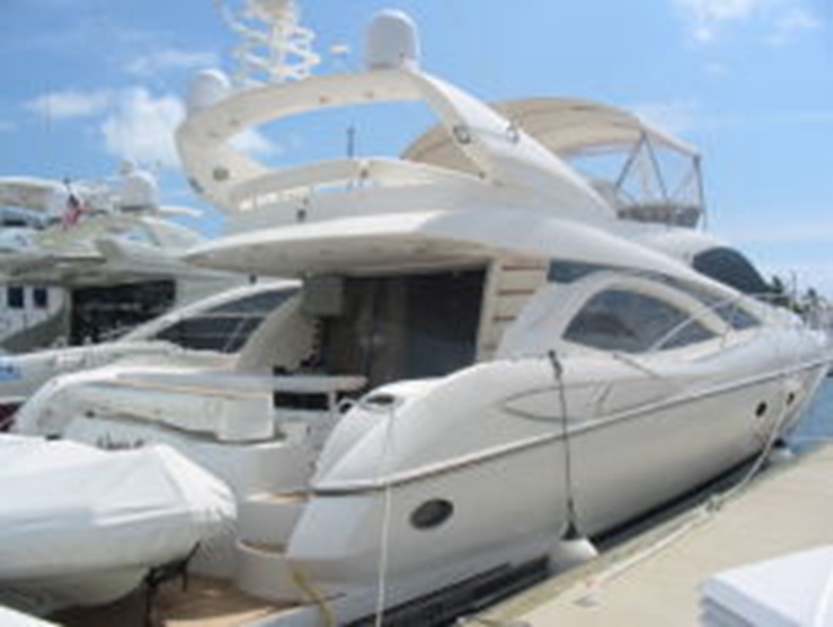 Waste Knot - 2002 SUNSEEKER 64' Manhattan