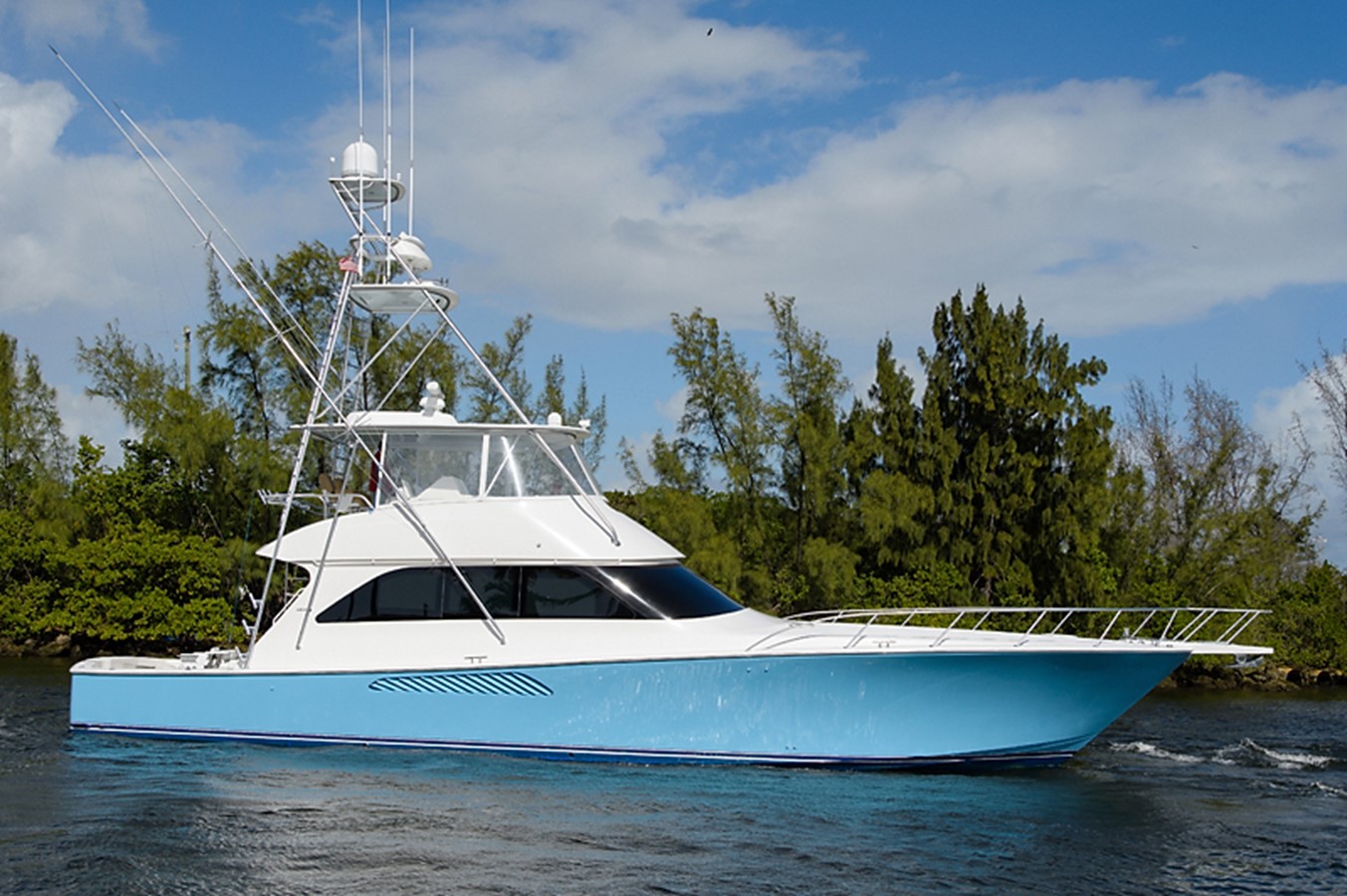 BIG BLUE - 2007 VIKING 64'