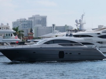 No Name - 2010 PERSHING 64'