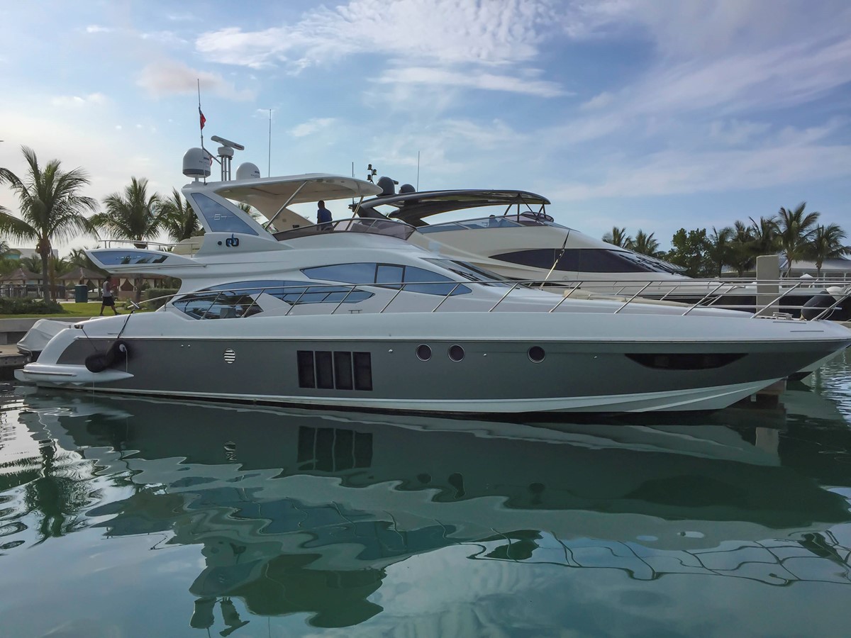 BEHOOVED - 2015 AZIMUT YACHTS 64' 64 Flybridge