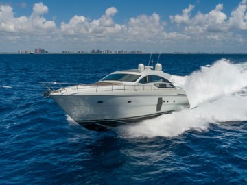 Hurricane - 2011 PERSHING 64'