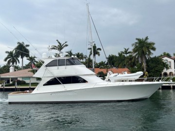 WIRELESS - 2007 VIKING 64' Enclosed Flybridge