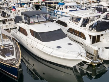 At Ease - 2002 WEST BAY 63' 6