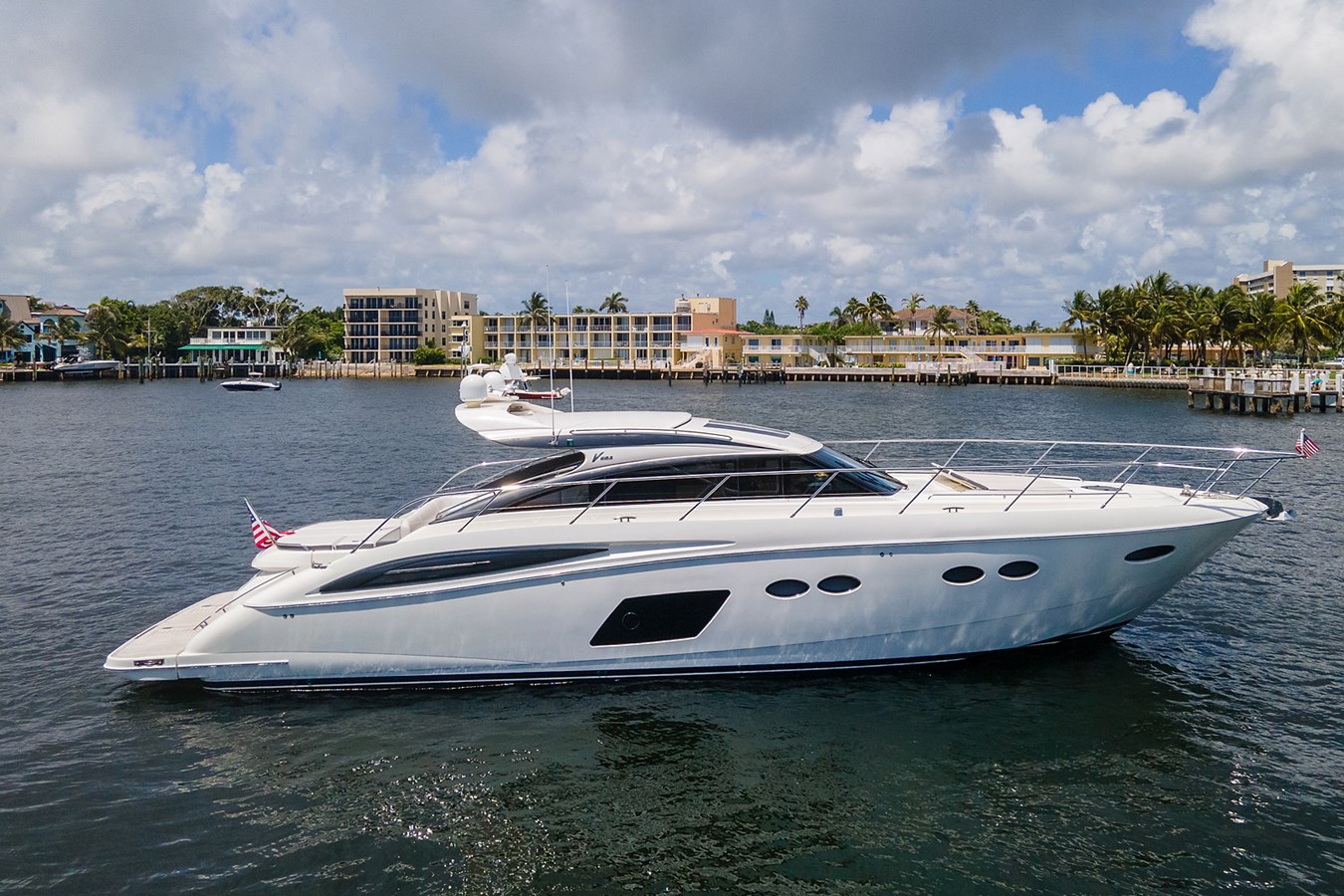 Invincible - 2014 PRINCESS YACHTS 63' 5