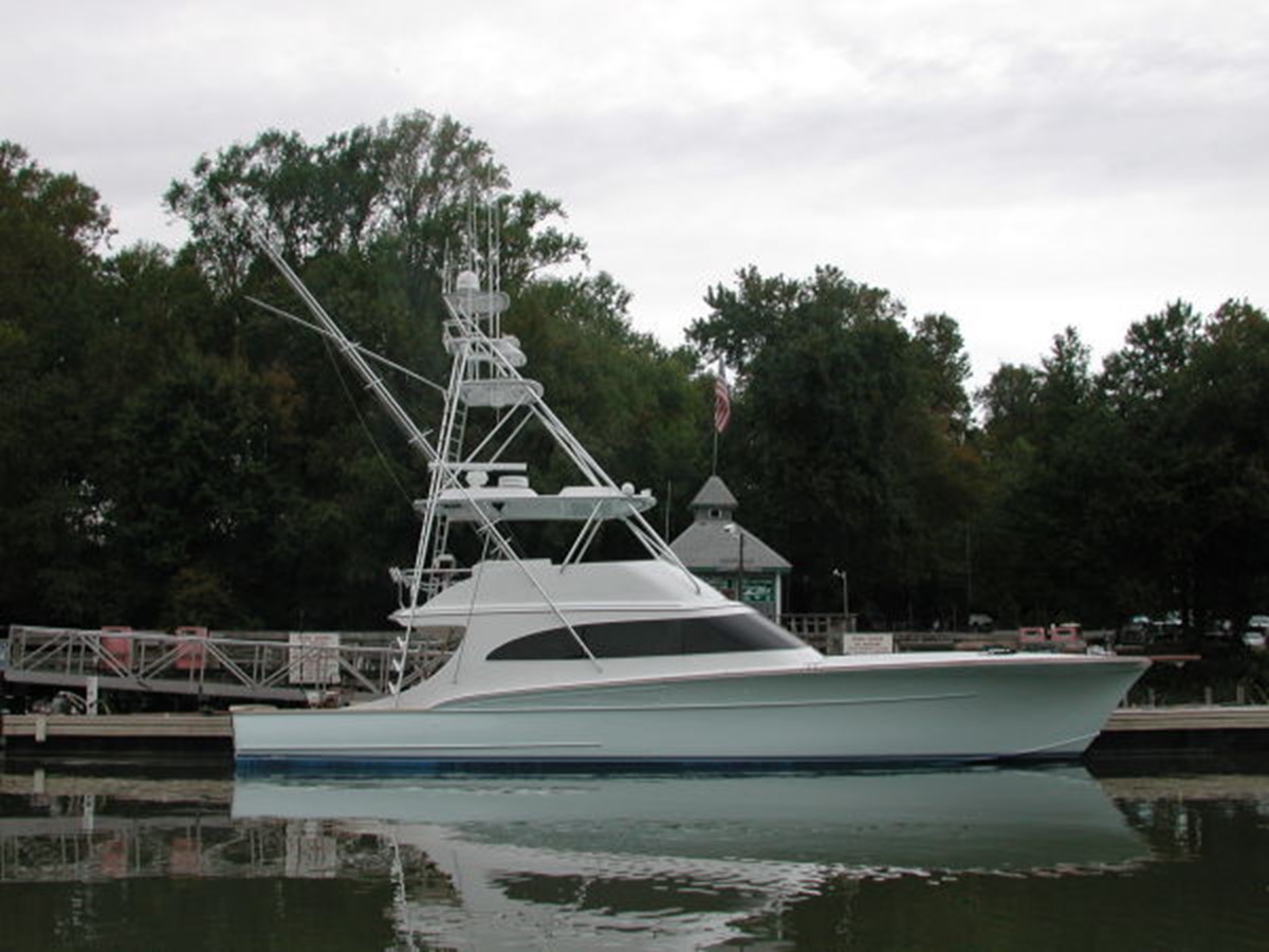 Lethal Weapon - 2006 F&S BOATWORKS 63' Custom Caro