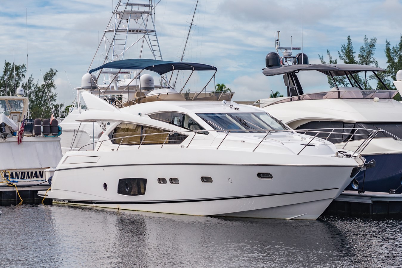 No Name - 2013 SUNSEEKER 63' 63 Manhattan