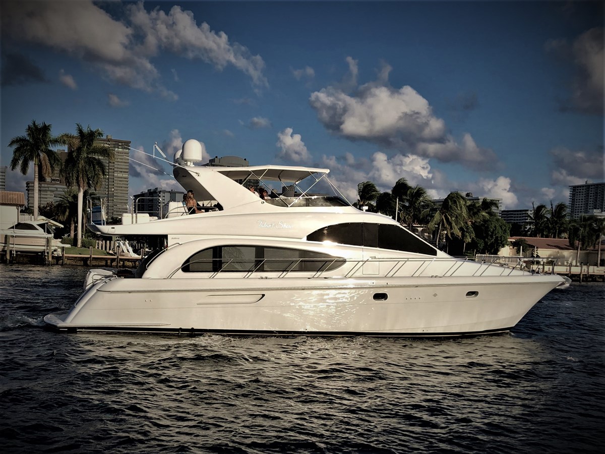 C DREAM - 2002 HATTERAS 63' Motor Yacht