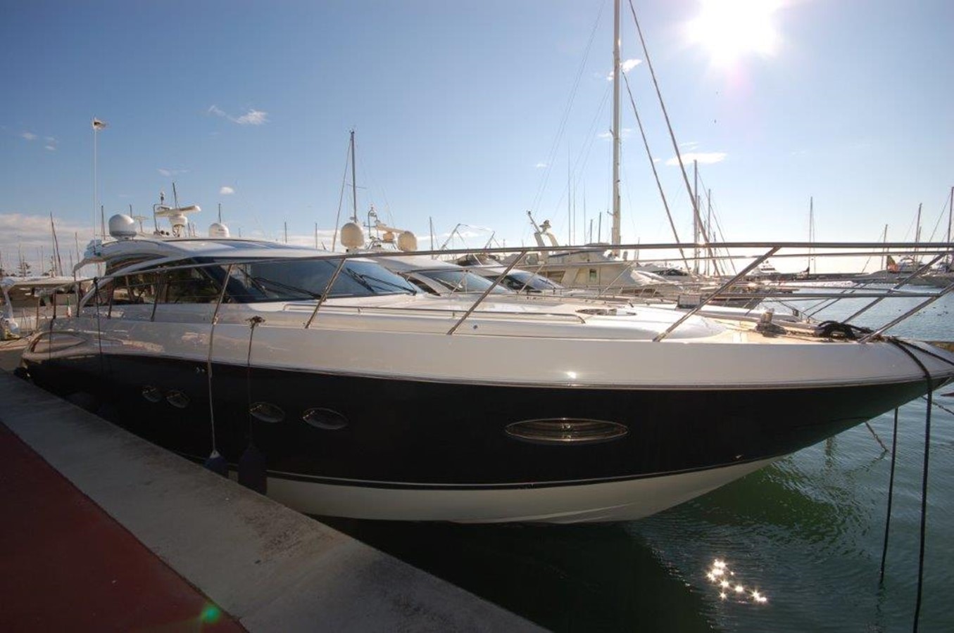 PRINCESS V62 - 2011 PRINCESS YACHTS 62' 8