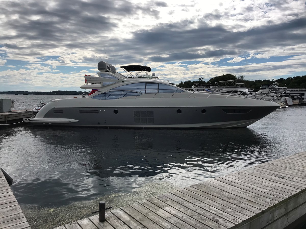 Our Trade - 2011 AZIMUT YACHTS 62' 6