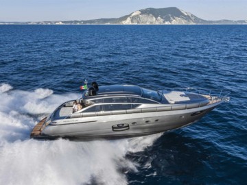 Pershing 62 - 2020 PERSHING 62' 2