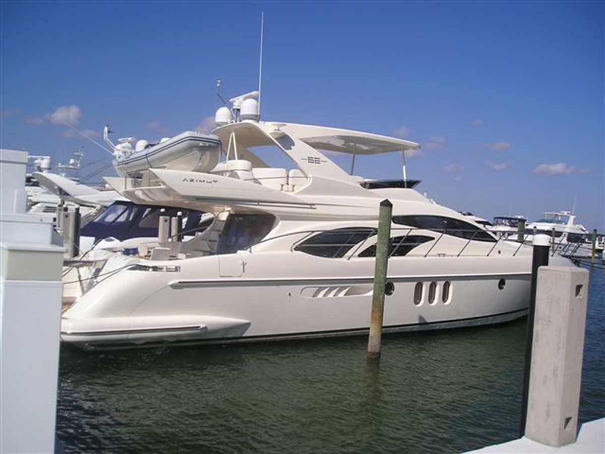 JUST-A-VACATION - 2004 AZIMUT YACHTS 62' 62