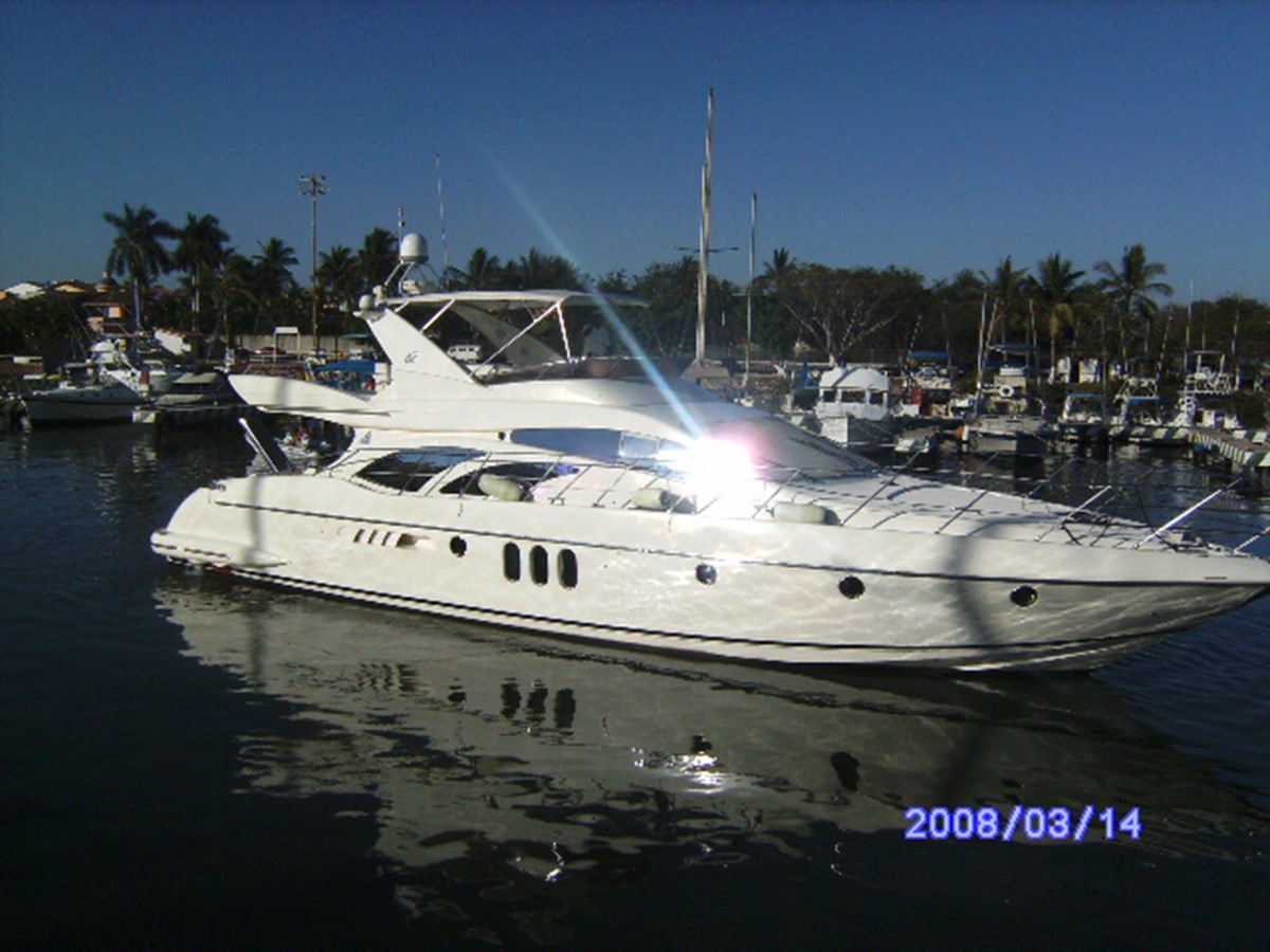 Nelly D - 2002 AZIMUT YACHTS 62' 62