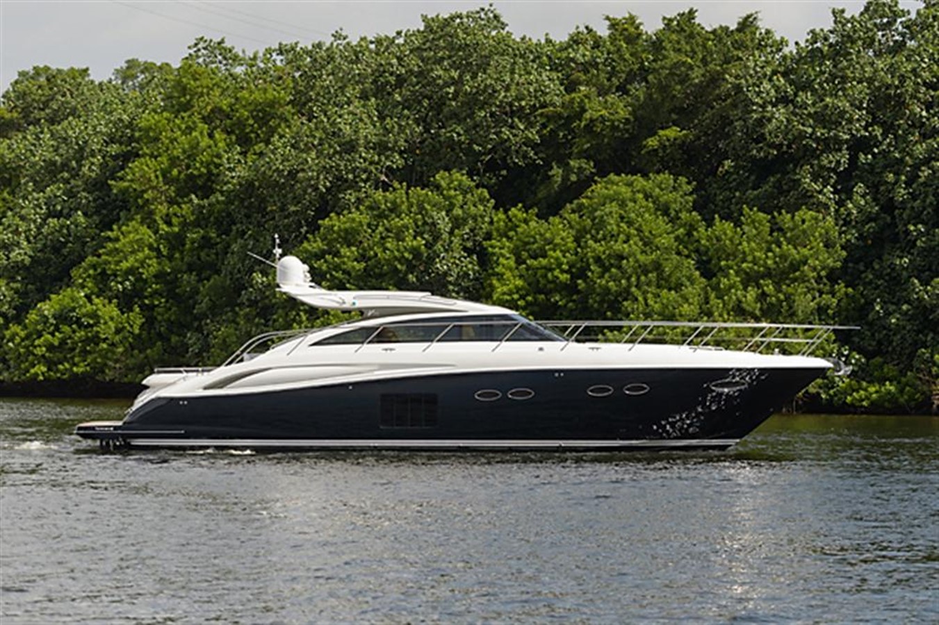 Amore Del Mar - 2012 PRINCESS YACHTS 62'