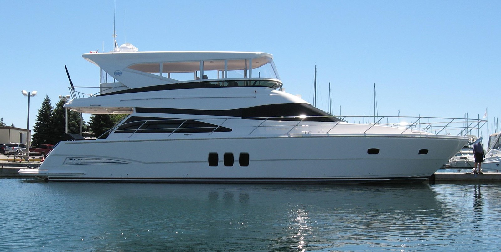 DAMSELLE - 2007 NEPTUNUS 62' 62' Flybridge