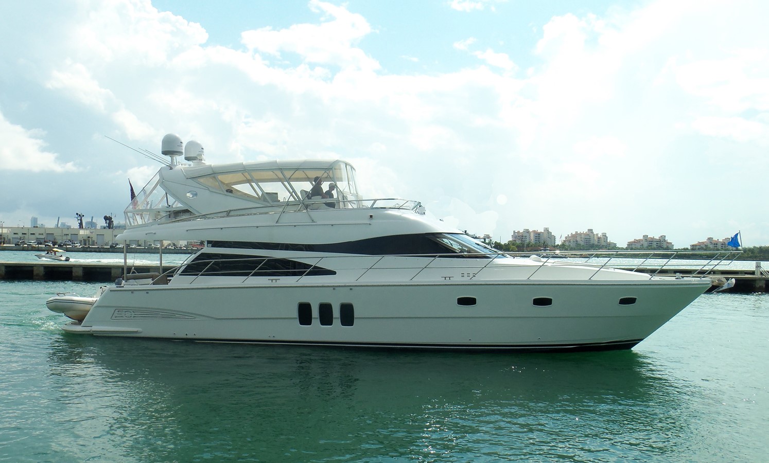 ESCAPE - 2007 NEPTUNUS 62' 62' Flybridge