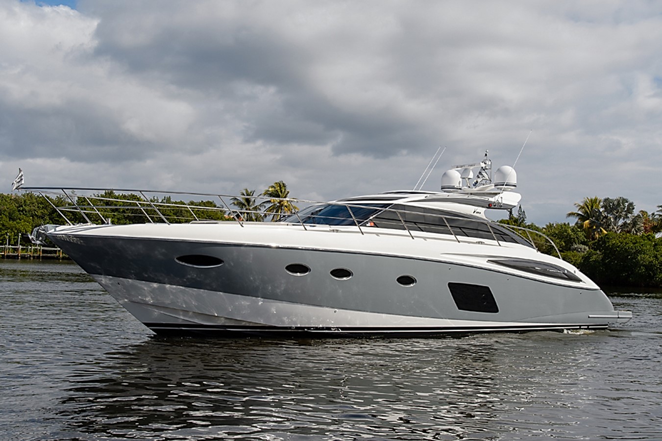 SWEPT AWAY - 2014 PRINCESS YACHTS 62'