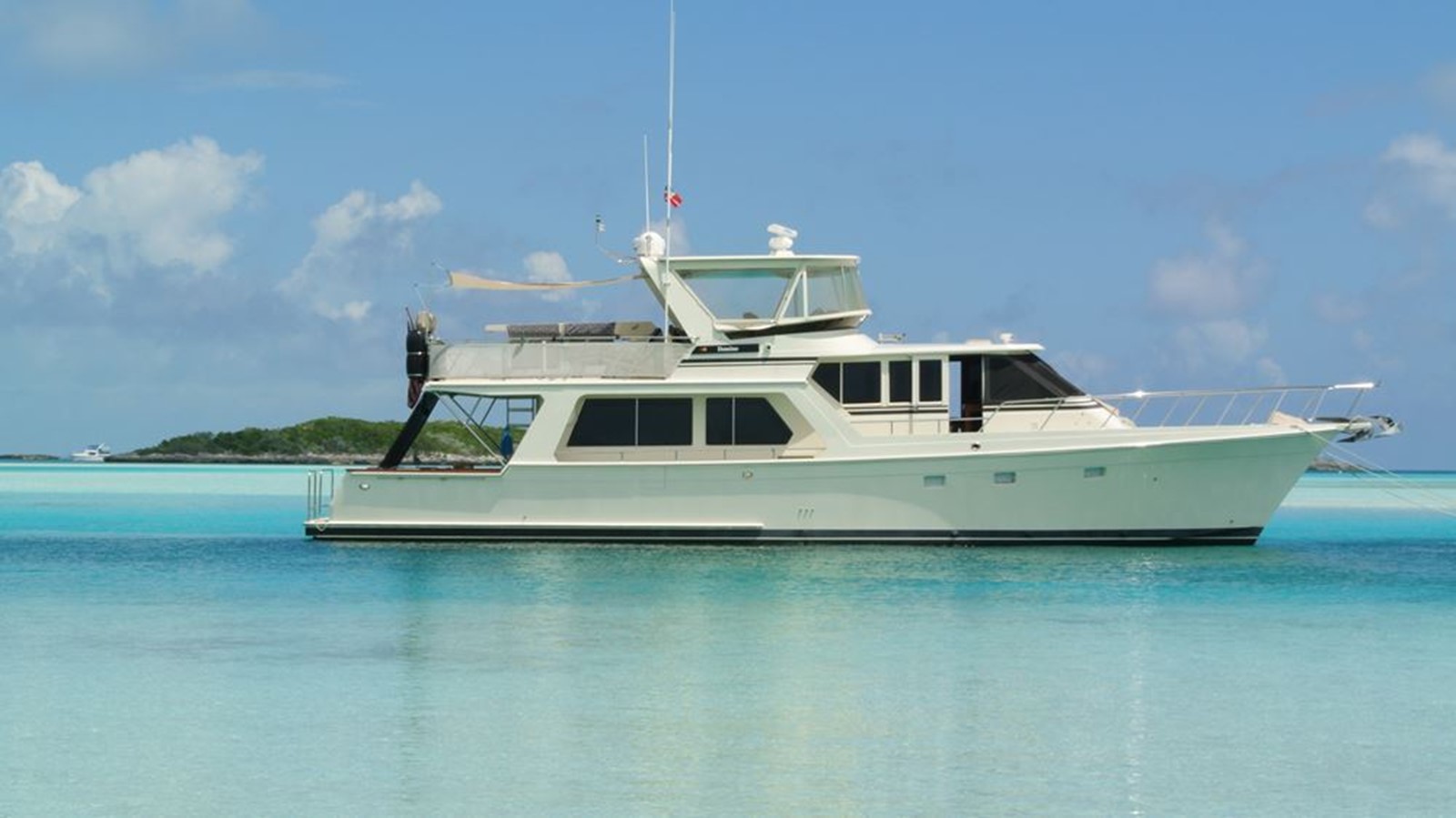 DOMINO - 2000 OFFSHORE YACHTS 62' Raised Pilothous