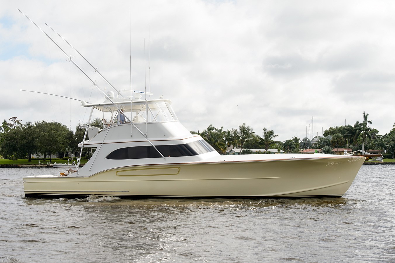 Lady Luck - 2005 PAUL MANN CUSTOM BOATS 62'