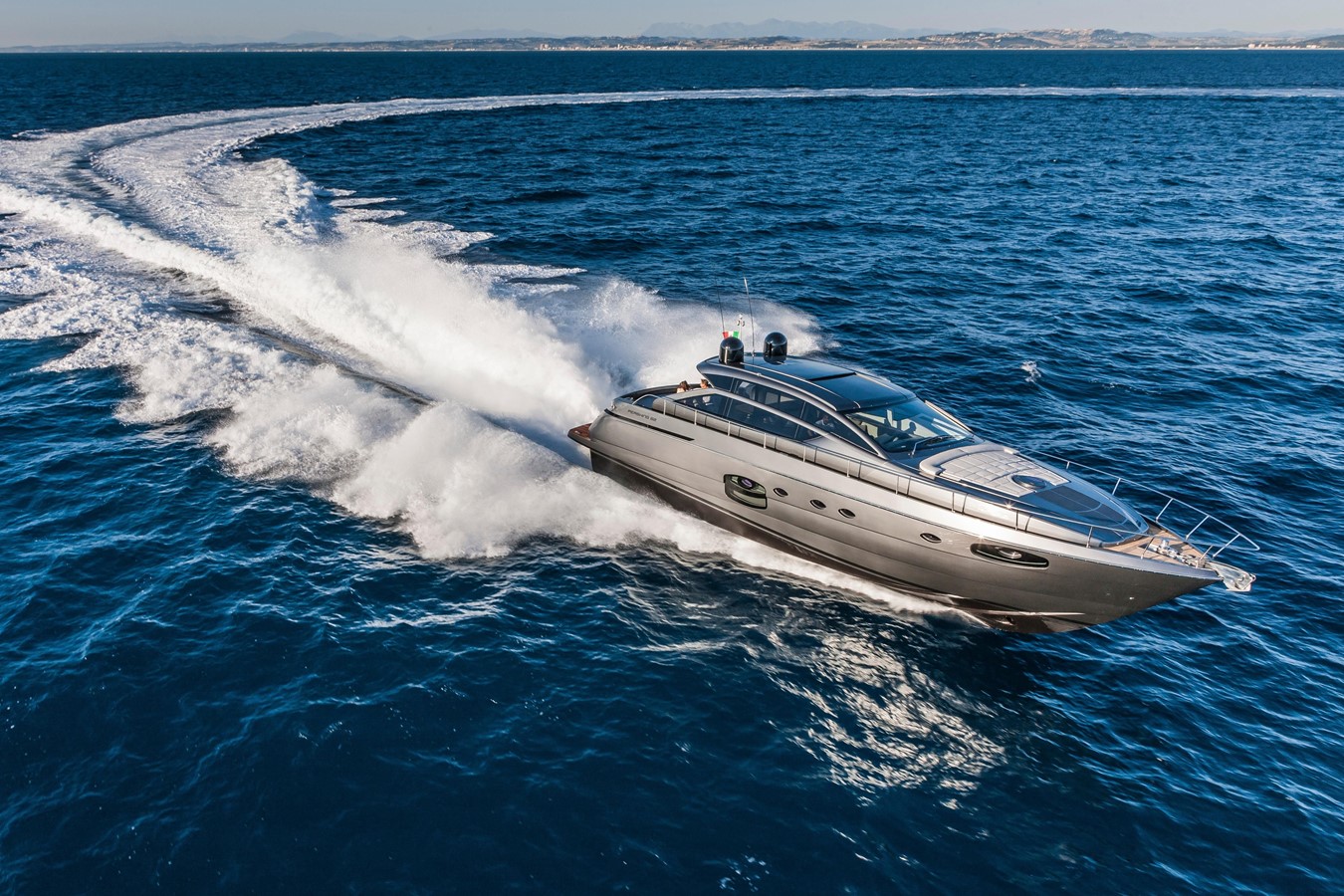 CORRIAMO - 2015 PERSHING 62'