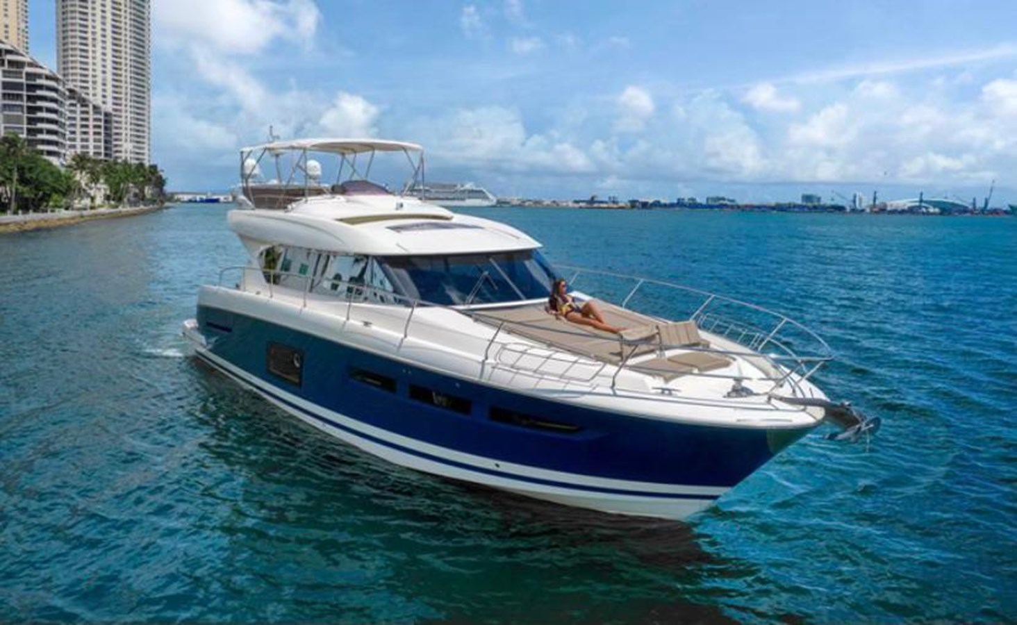 Legacy - 2013 PRESTIGE 62' 620