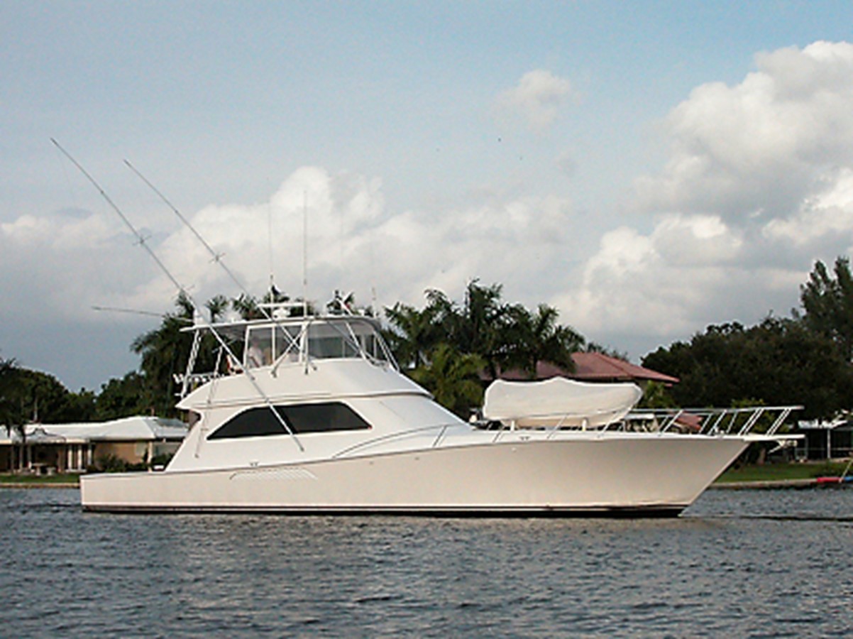 IN PURSUIT - 2000 VIKING 61' Convertible