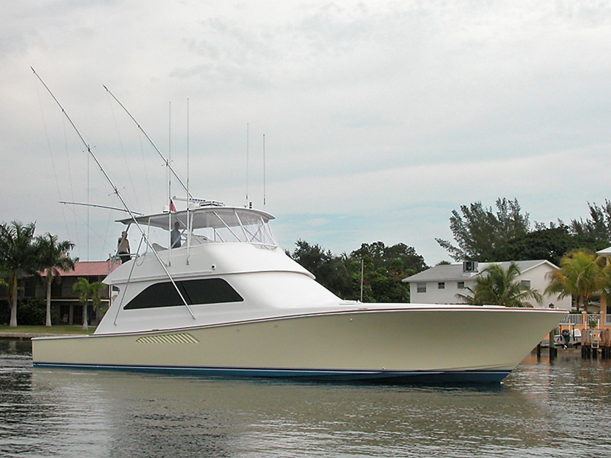 J & T - 2001 VIKING 61' Convertible