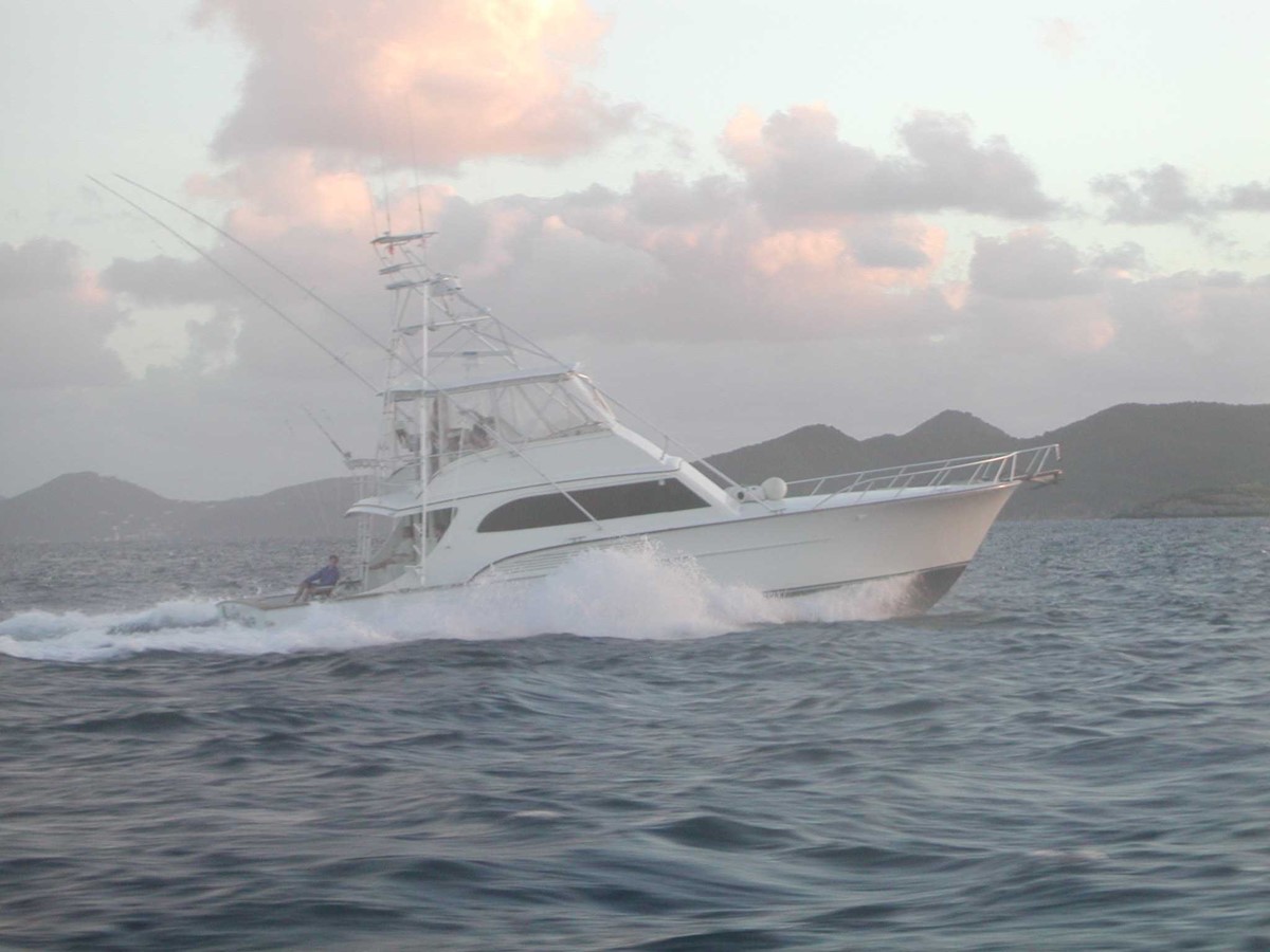 Fish Hunter - 2000 BUDDY DAVIS 61' Sportfish