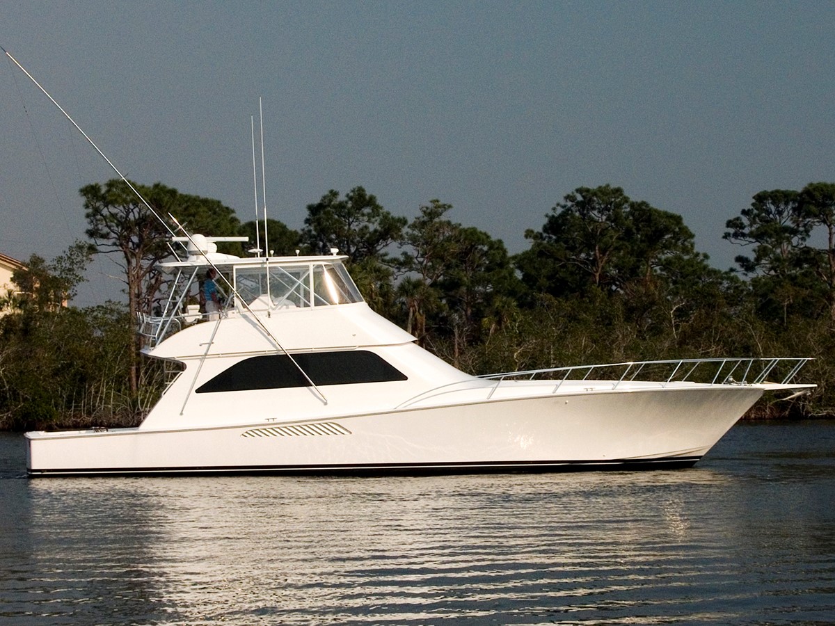 EVERYBODY'S HOOKED - 2005 VIKING 61' CONVERTIBLE w