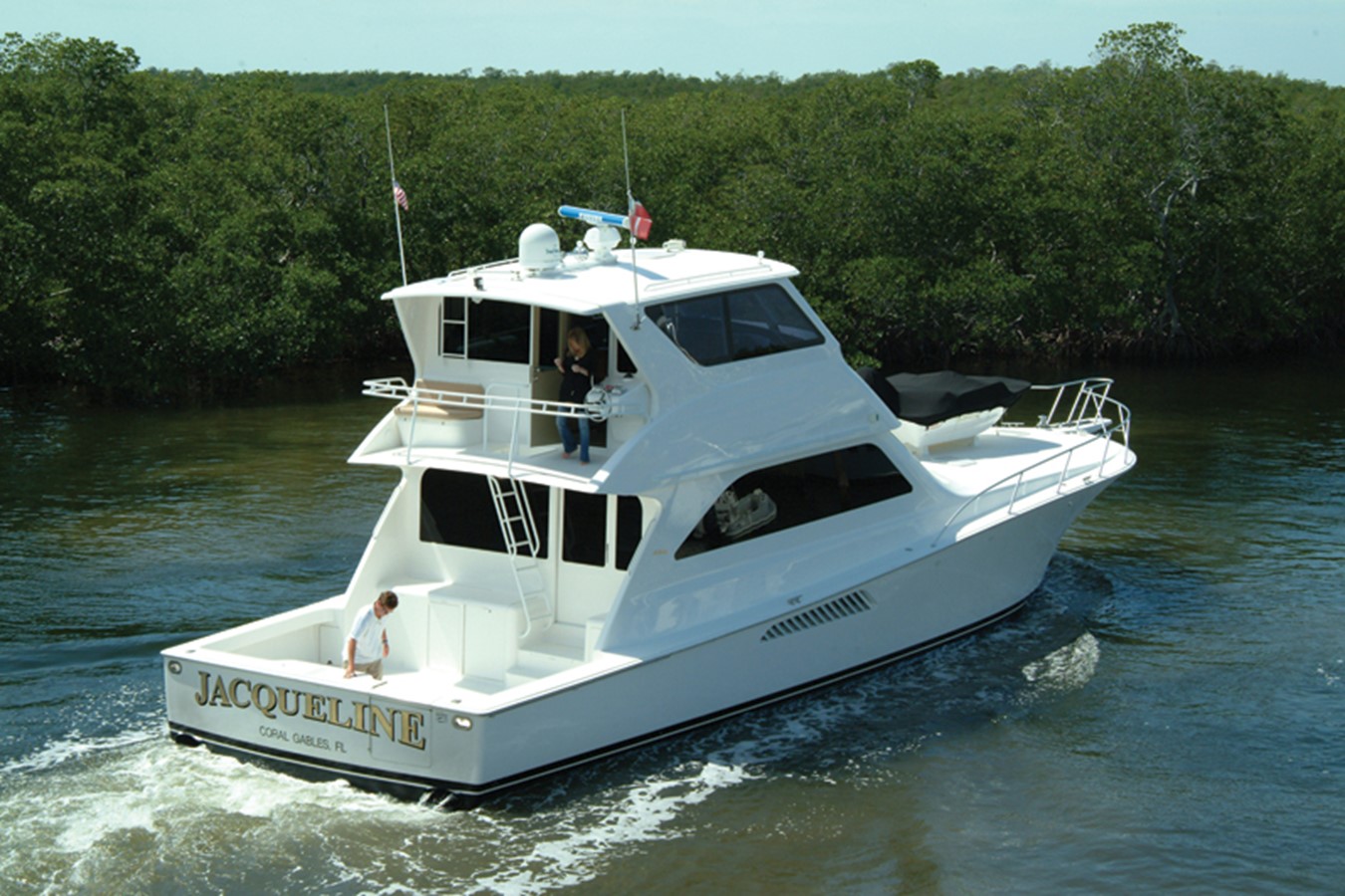 Jacqueline - 2001 VIKING 61' Enclosed Flybridge Co