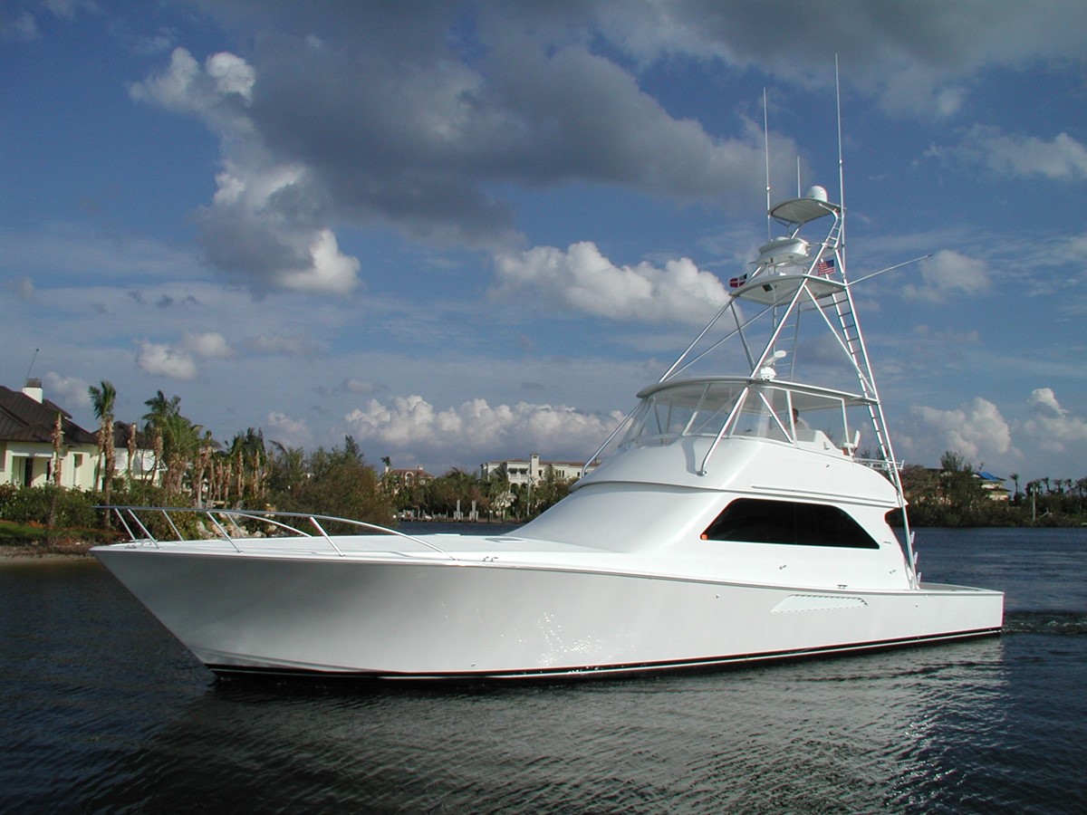 Luna - 2003 VIKING 61' Convertible