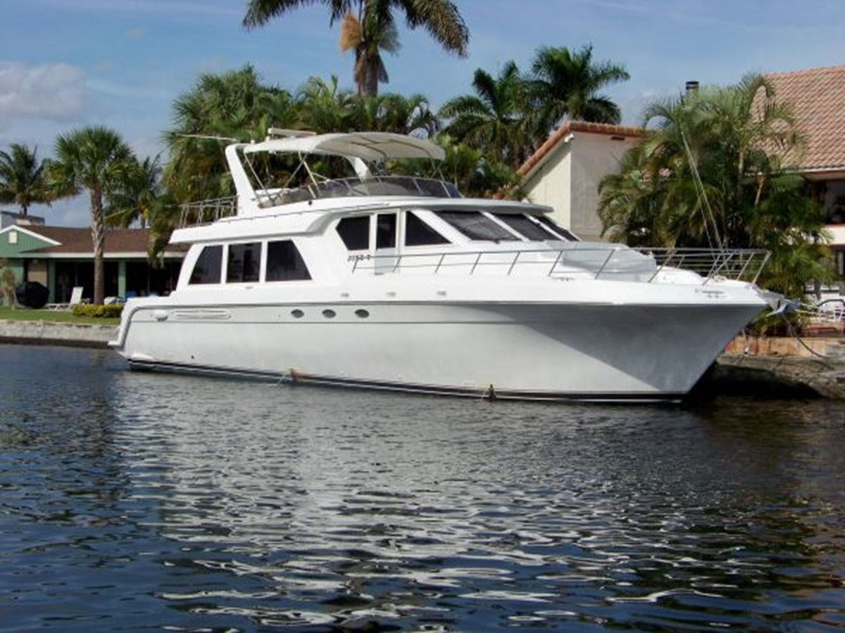 June V - 2001 NAVIGATOR 61' Motor Yacht