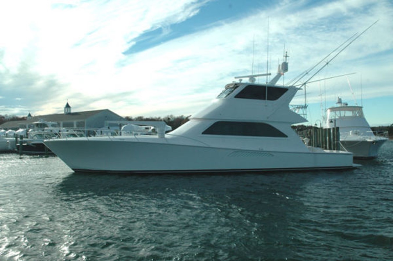 BAREFOOTIN - 2006 VIKING 61' Enclosed Bridge