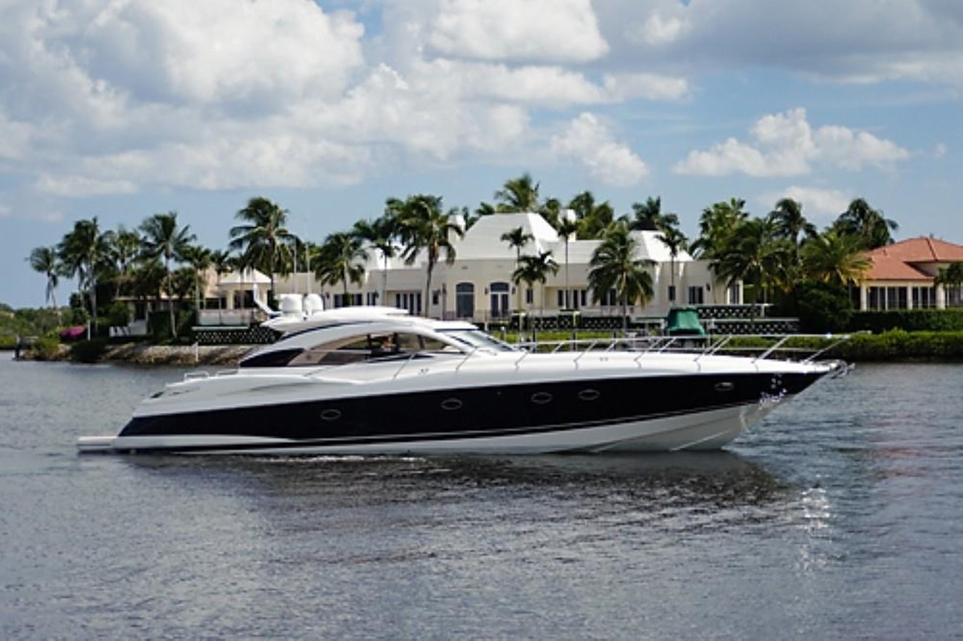 LOTFULL - 2003 SUNSEEKER 61' Predator