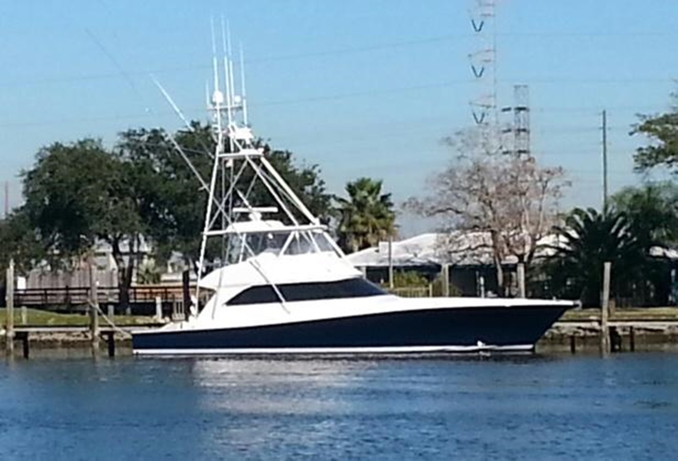 Moneypenny - 2002 VIKING 61' Convertible