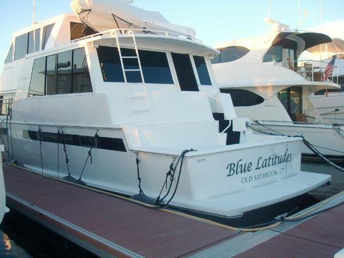 Blue Latitudes - 2000 VIKING 60' 1