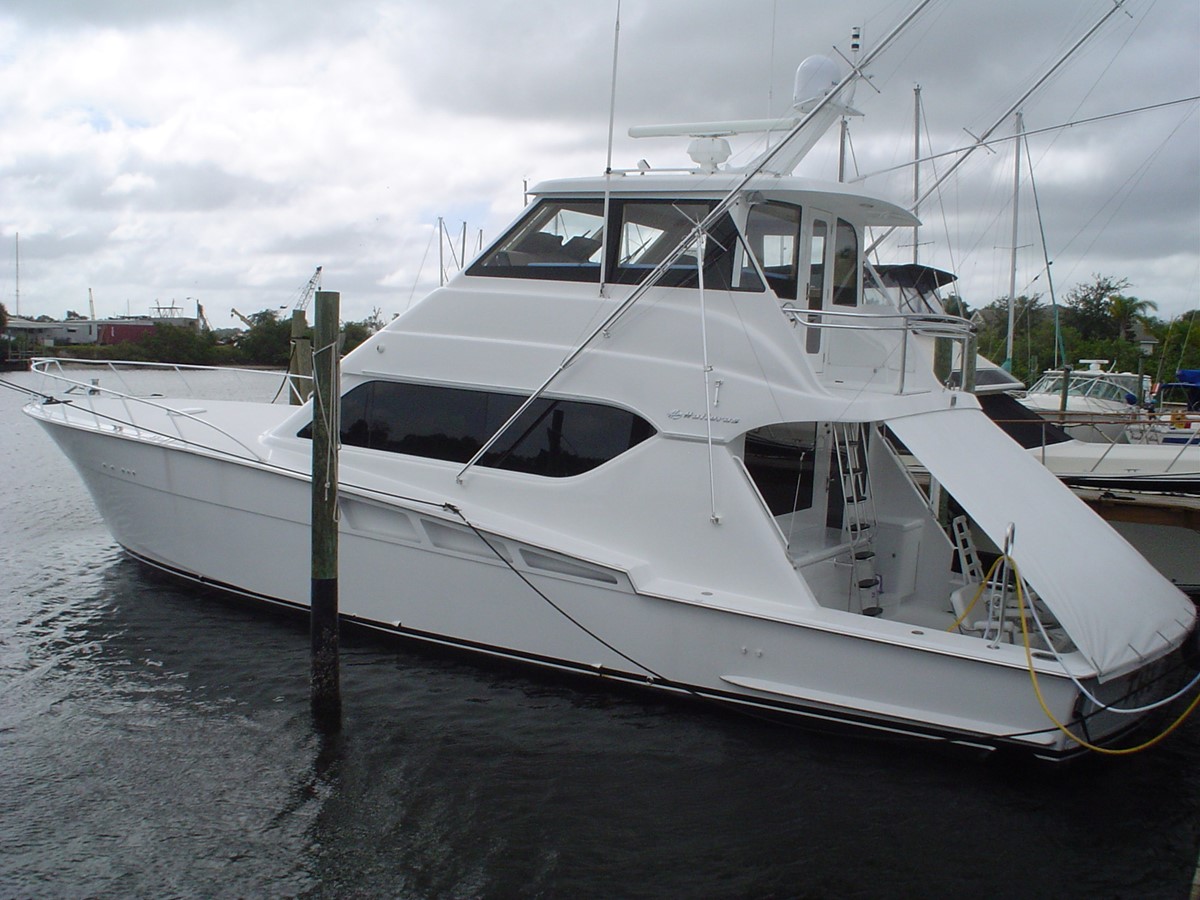 The Dream - 2005 HATTERAS 60' Convertible Enclosed