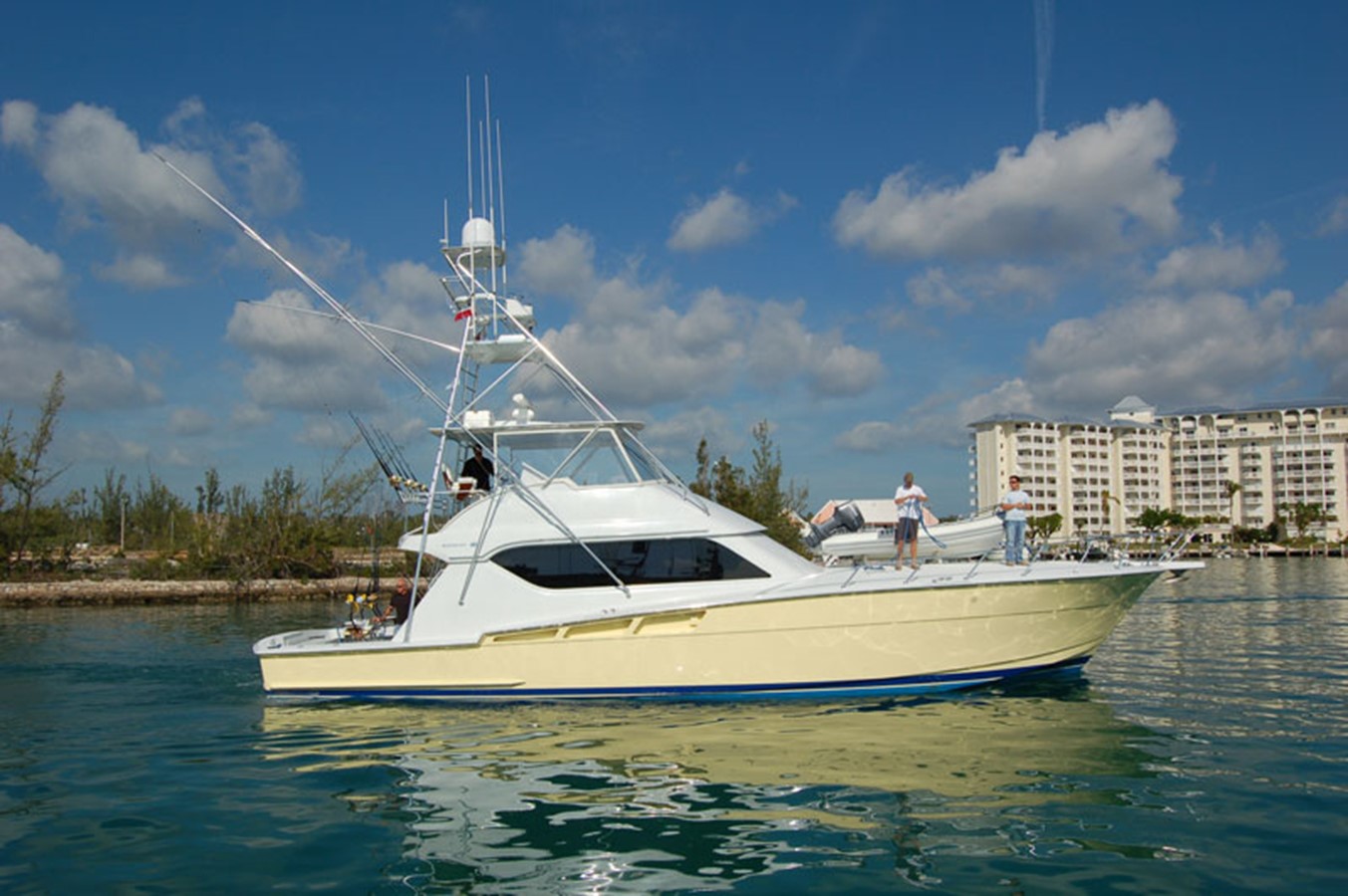 Triple 7 - 2000 HATTERAS 60'