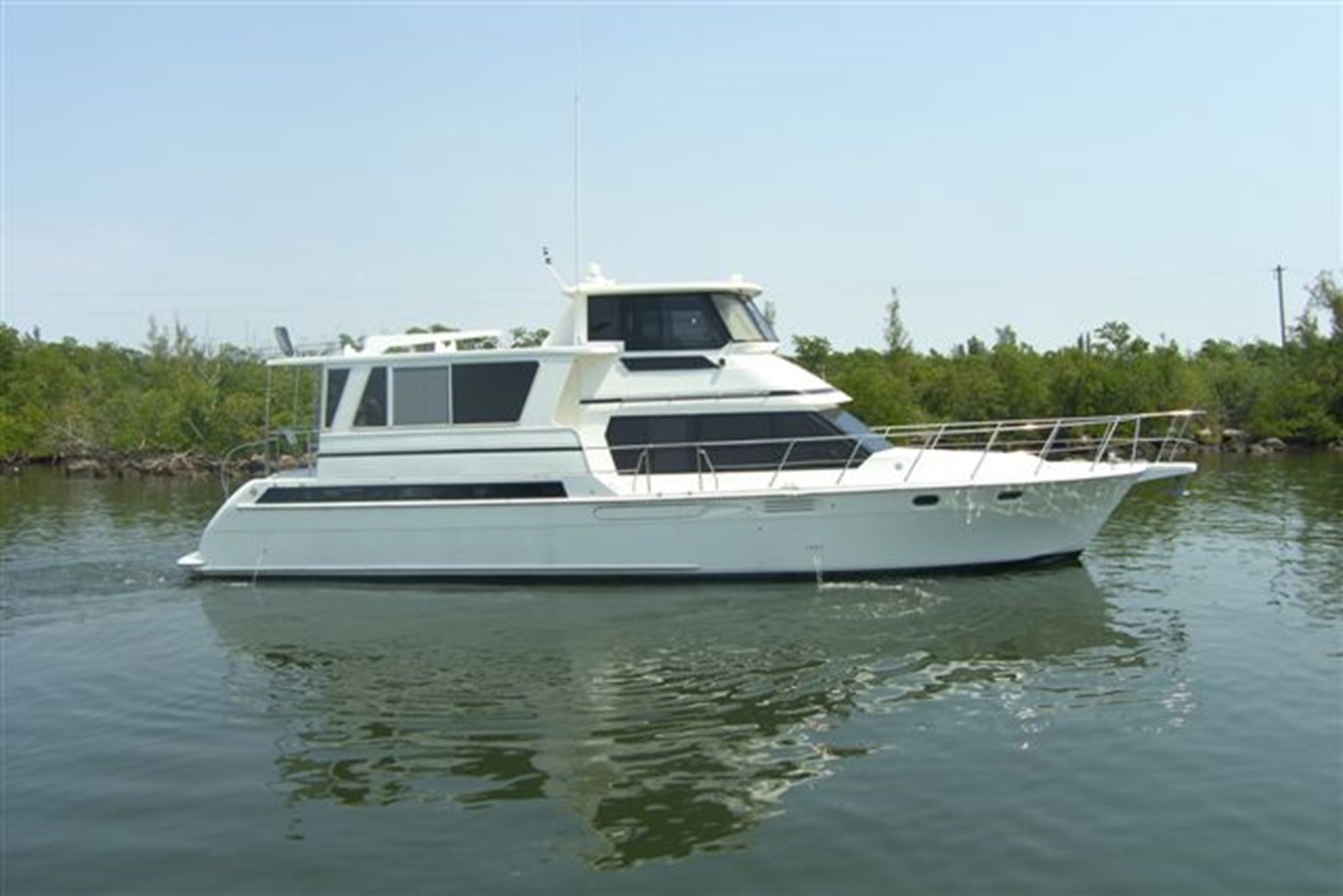 NO NAME 60 HYATT - 2001 HYATT 60' MOTOR YACHT