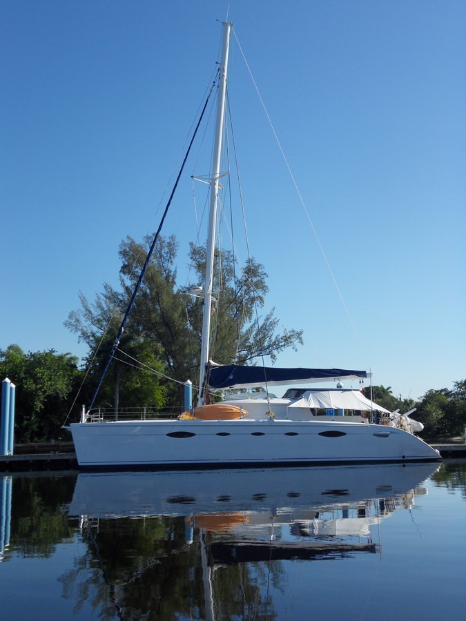 LUMAHAI - 2006 FOUNTAINE PAJOT 60' Eleuthera 60