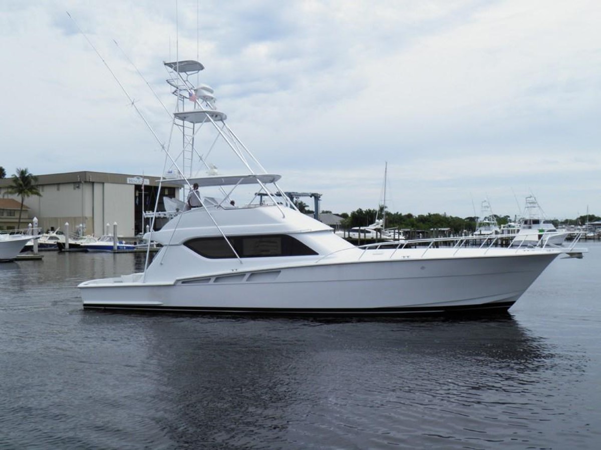 Father's Day - 2001 HATTERAS 60' Convertible