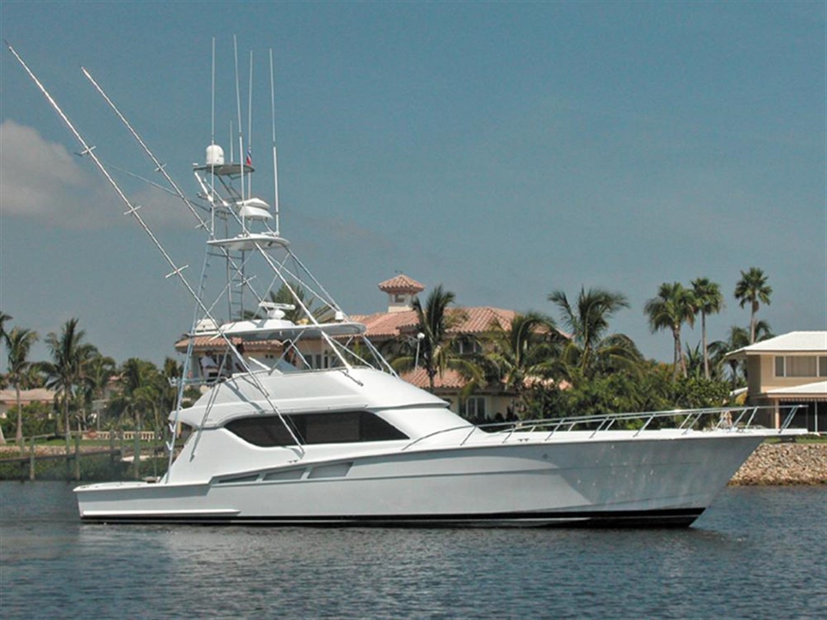 Mama Who - 2002 HATTERAS 60' Convertible