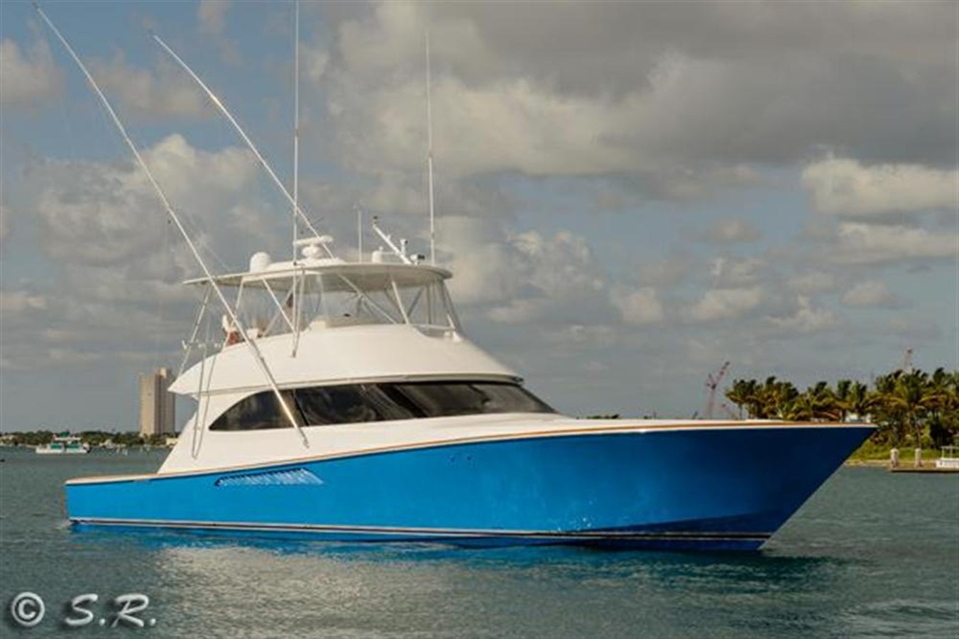 Chasin Tail - 2008 VIKING 60'