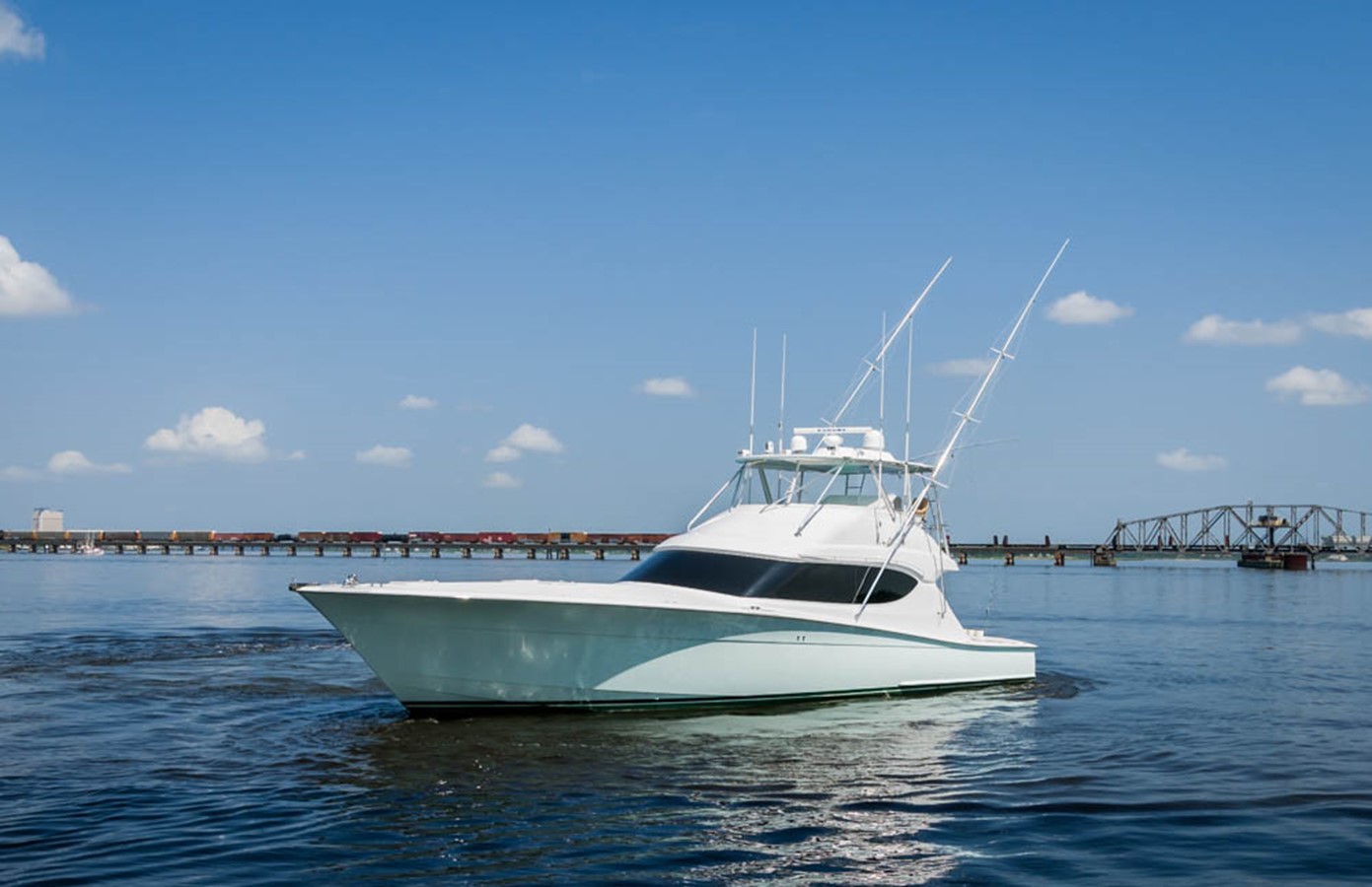 Sweet Liberty - 2008 HATTERAS 60'